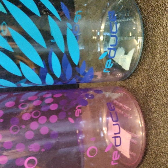 Reduce brand water bottles - Picture 5 of 12